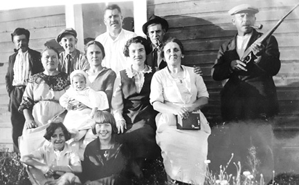 Edith Hancox with Ukrainian family, circa 1920s